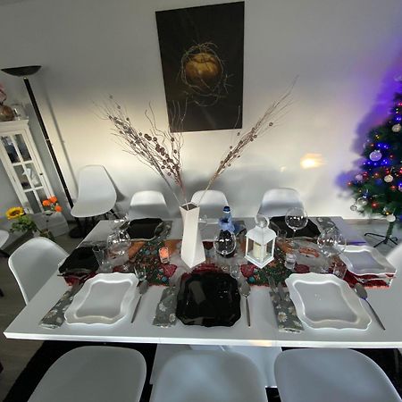 Vila Raisa Neagra Sarului Exteriér fotografie