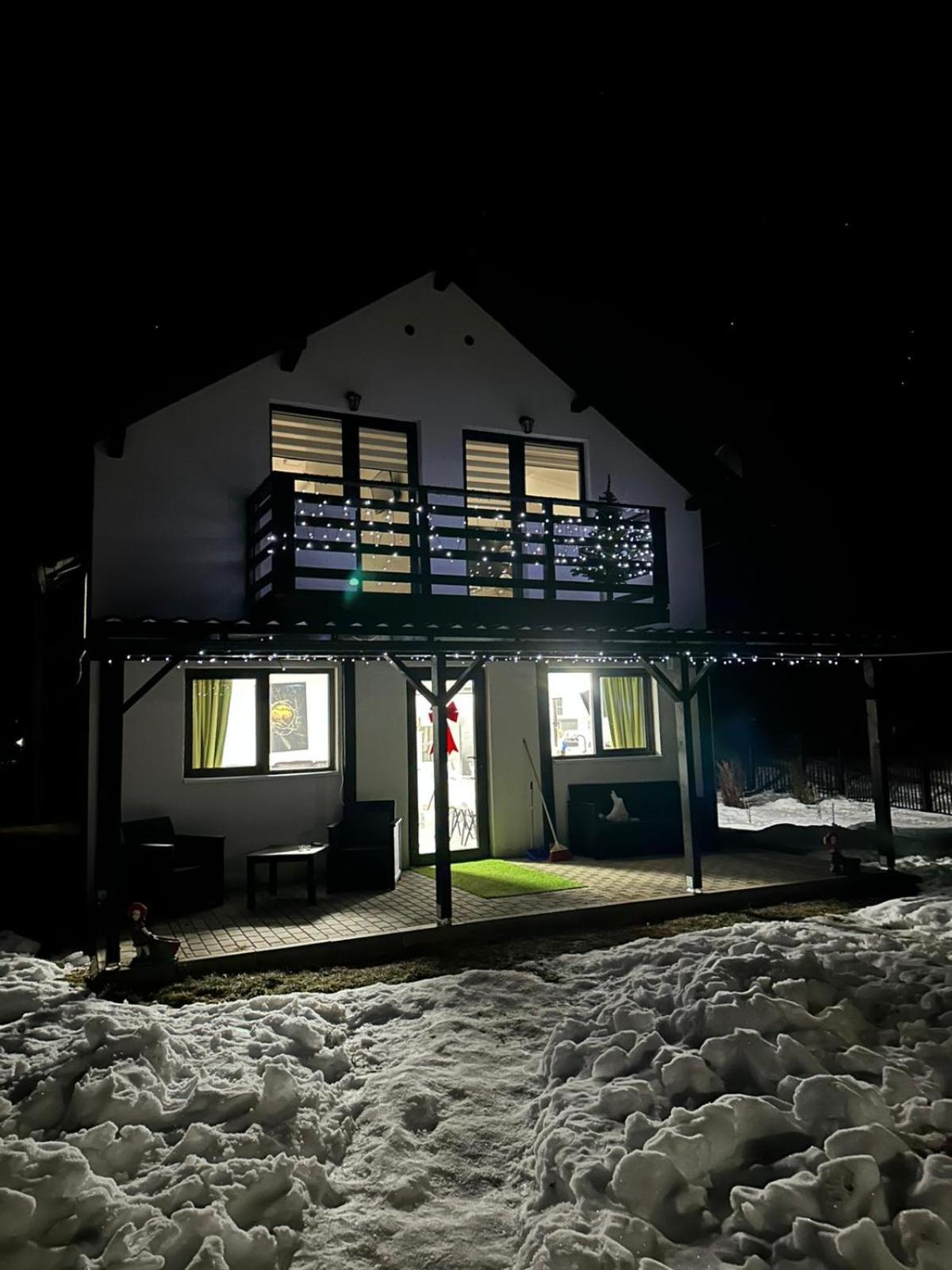 Vila Raisa Neagra Sarului Exteriér fotografie